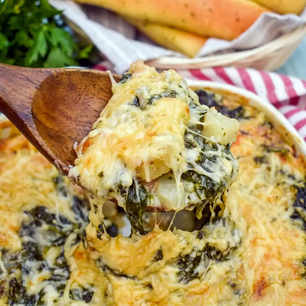 A bubbling skillet-style bake of Zuppa Toscana Casserole that fits right into Meal Ideas Casseroles for busy nights.