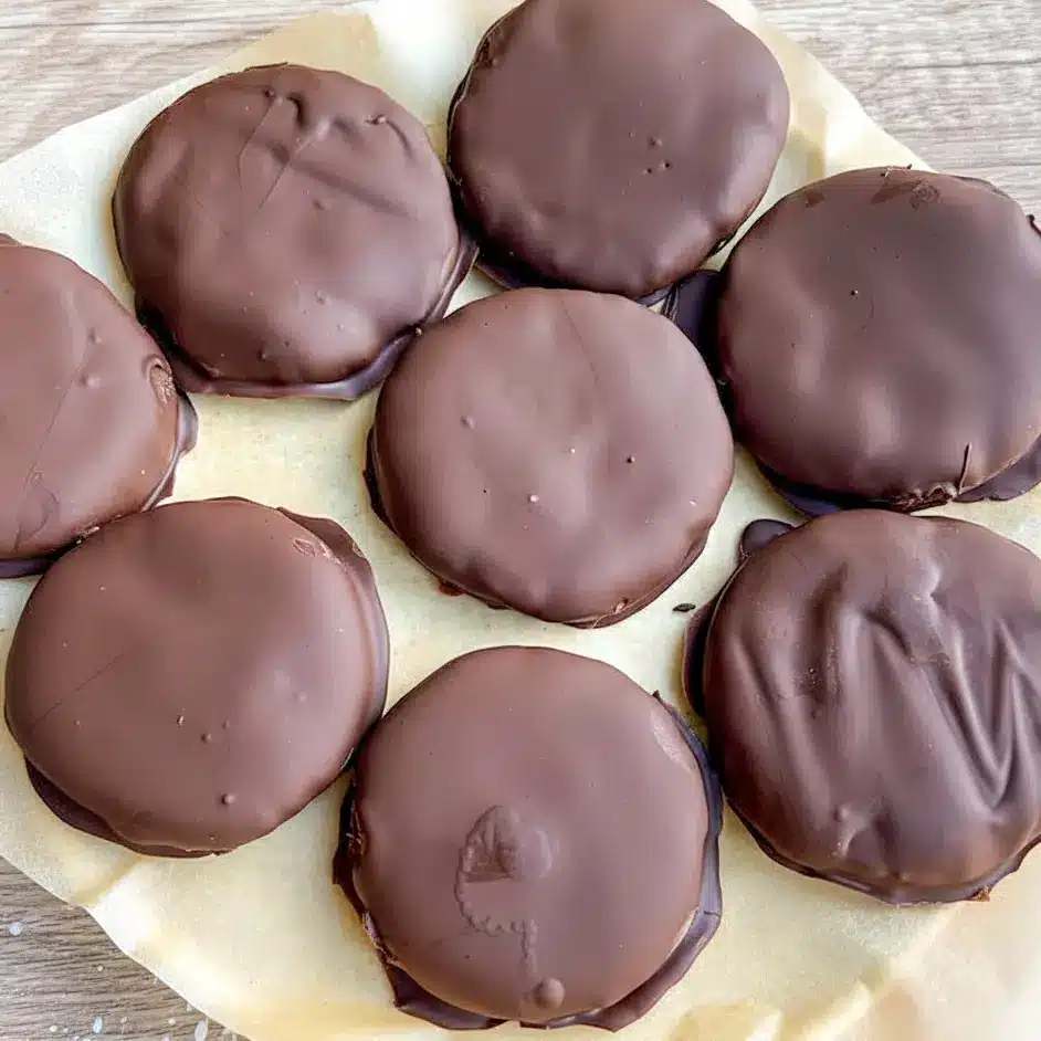 Fudgy mint chocolate protein cookies dipped in glossy dark chocolate, made with simple ingredients for Mint Chocolate Protein Recipes, perfect for anyone craving refreshing, chocolaty Protein Treats Healthy enough for everyday snacking.